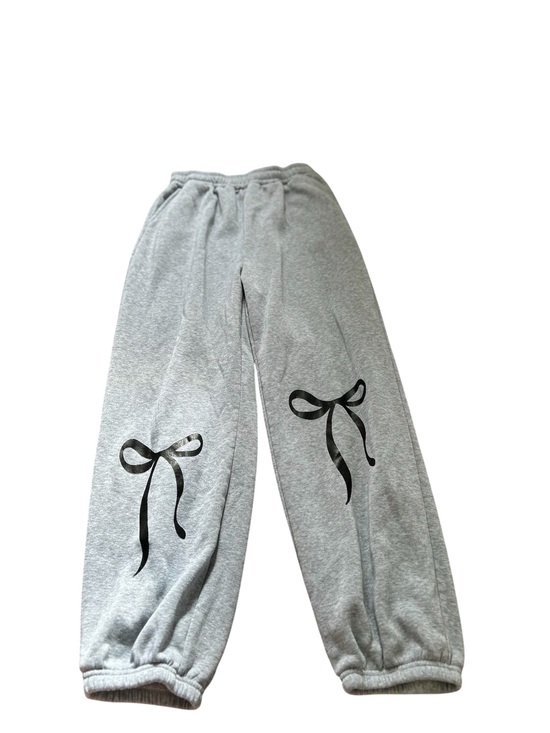 SHEIN Pants - 🆕SHEIN Gray Sweatpants with Black Bow Prints